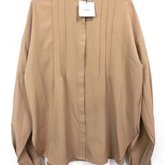 【おみせっち】新品タグ付 ECRIRE yunコラボ ピンタックブラウス Mサイズ ベージュの画像
