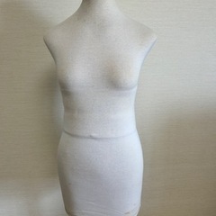 洋裁　マネキン　ディスプレイ　人形　女性の画像