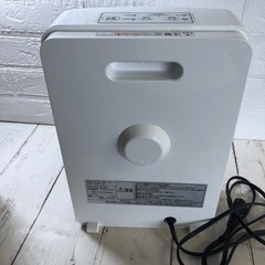 美品 アイリスオーヤマ セラミックファンヒーター マイコン式 ホワイト JCH-126T-W 人感センサー 2021年製 の画像