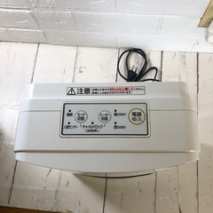 美品 アイリスオーヤマ セラミックファンヒーター マイコン式 ホワイト JCH-126T-W 人感センサー 2021年製 の画像