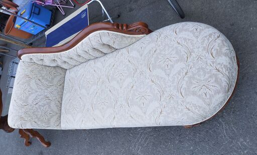 セール中につき、通常特価19,778円より5,000円引きの14,778円!　　【12】イタリア調 カウチソファ アンティーク調  イタリー 幅180cm 奥行き70cm 高さ82cm