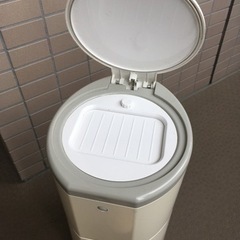Korbellおむつポットの画像