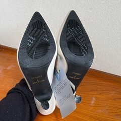 ヒール白の画像
