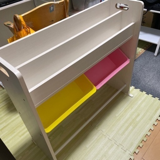 値下げしました！　絵本棚
