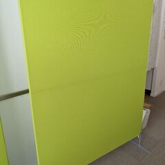 引っ越しのためパーテーション譲りますの画像