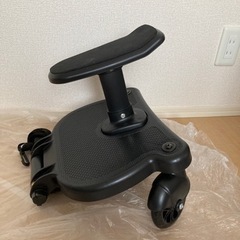 ベビーカー　ステップ