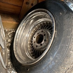 車のパーツ タイヤ、ホイールの画像