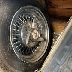 車のパーツ タイヤ、ホイールの画像