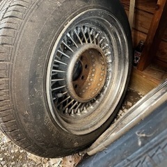 車のパーツ タイヤ、ホイール