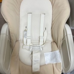 コンビ　ロワイヤルオートスウィング　ベビー用品 ベビーラック、ベ...