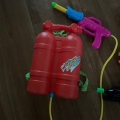 水鉄砲　おもちゃ　ウォーターガン　セットの画像