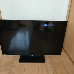 テレビ　東芝　リモコン付き