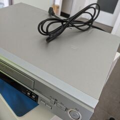 値下げしました、現金も可　VHS　三菱 HV-FR57G　売りますの画像