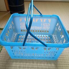 カゴ
