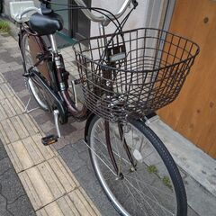 [BRIDGESTONE]Assista(アシスタ)26吋 電動アシスト自転車 8.9Ahバッテリー+充電器+キー2本付き(マットショコラ)の画像