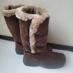 【決まりました！】A.V.V スノーブーツ　サイズLの画像