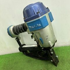 マキタ AT1150B フロアタッカ【野田愛宕店】【店頭取引限定】【中古】ITJ95DEVG52Iの画像