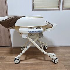 Combi 電動バウンサー ネムリラ AUTO SWING エッ...