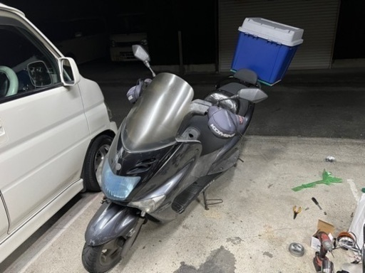 ⭐️値下げ⭐️　マジェスティ125fi キャリア&ボックス付き