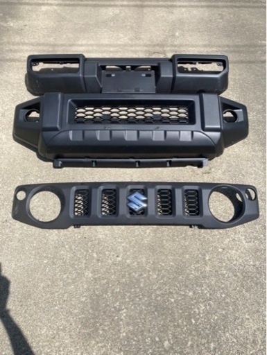 ジムニー   jb64  
バンパー　グリル