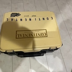 釣り　タックルボックスの画像