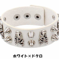 レザー調/パンクロック☆スタッズスカルバングル（新品）の画像
