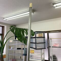 【リサイクルショップ　ピカソ　小松原】ステンレス 物干し竿 室内 屋外 伸縮式 1.8m～4m★9073★の画像