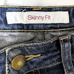 Ｓkinny Ｆit レディースジーンズ ウエスト25inch(63.5cm)の画像