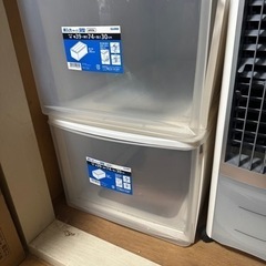 衣装ケース３つの画像