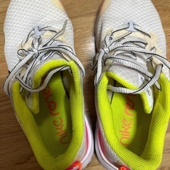 ナイキ　23.5　ランニング　スニーカーの画像