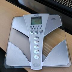 美品✨ デザイン 体組織計 TANITA