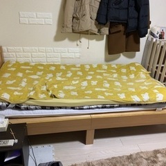 木製組み立て式シングルベッド(近場なら+追加料金で配送と組み立てまでOK)　の画像