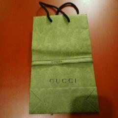 【値下げ】🎀GUCCIの紙バッグ・リボン付き 🎀