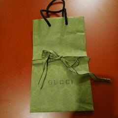 【値下げ】⤵🎀GUCCIの紙バッグ・リボン付き 🎀