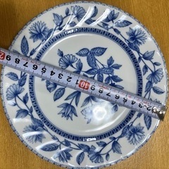 【受渡し予定⠀】お皿4枚セットの画像