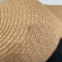 【新品未使用タグ付】麦わら帽子　黒リボンの画像