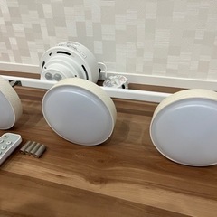 ニトリ LEDシーリングライト キャトル YY38W-4WW　の画像