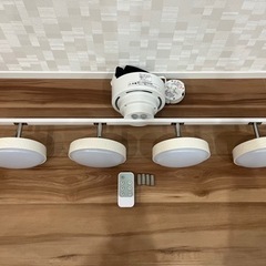 ニトリ LEDシーリングライト キャトル YY38W-4WW　の画像