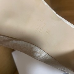 ウエディングパンプスの画像