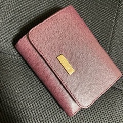 ほぼ未使用　FURLA 折りたたみ財布
