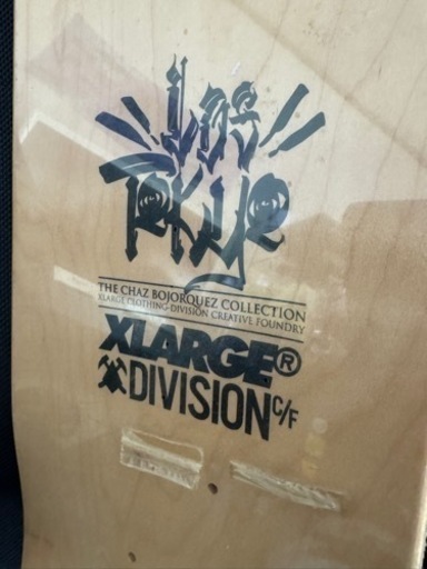 XLARGE × Division Creative Foundryコラボスケボーデッキ