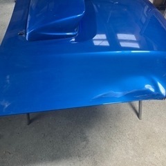 インプレッサボンネット涙目の画像