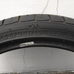 タイヤ245/35R19 2本セット溝あり!の画像