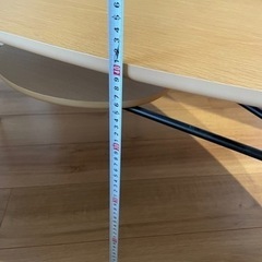 サイドテーブルの画像