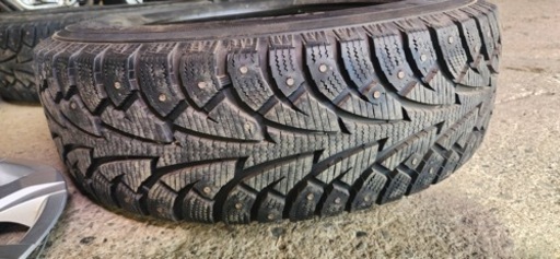 ヤマザキ春のパンまつり?車のパーツ タイヤ、ホイール