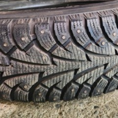 ヤマザキ春のパンまつり?車のパーツ タイヤ、ホイール