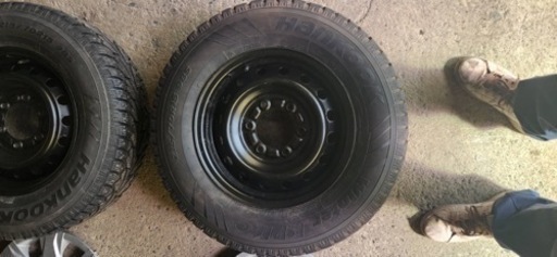 ヤマザキ春のパンまつり?車のパーツ タイヤ、ホイール