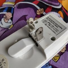 【USED】ニッケル水素電池充電器（単４電池×２個付き）の画像