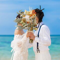 沖縄本島のビーチでウェディングフォト - その他