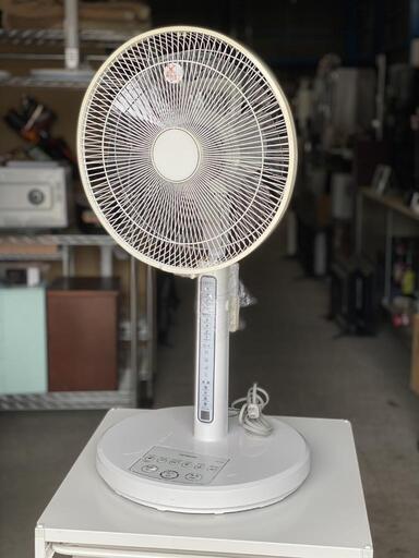 ☆早い者勝ち!!☆ HITACHI 扇風機 リモコン付き HEF-120R 2017年 家電 季節、空調家電 扇風機